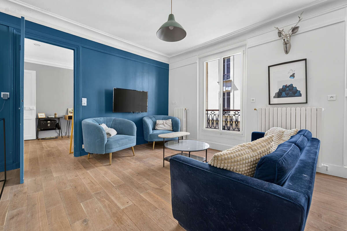 Appartement à PARIS-10E