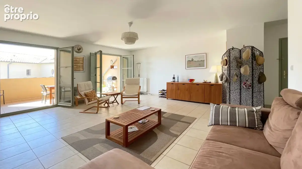 Appartement à UZES