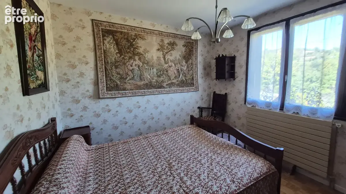 Maison de Type 5, 98 m², garage, terrain de 685 m², ESPALION - photo 8
