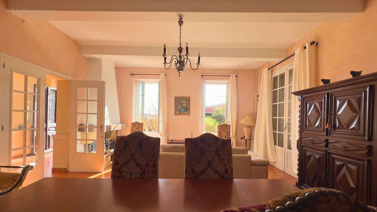 Maison à LEZAT-SUR-LEZE