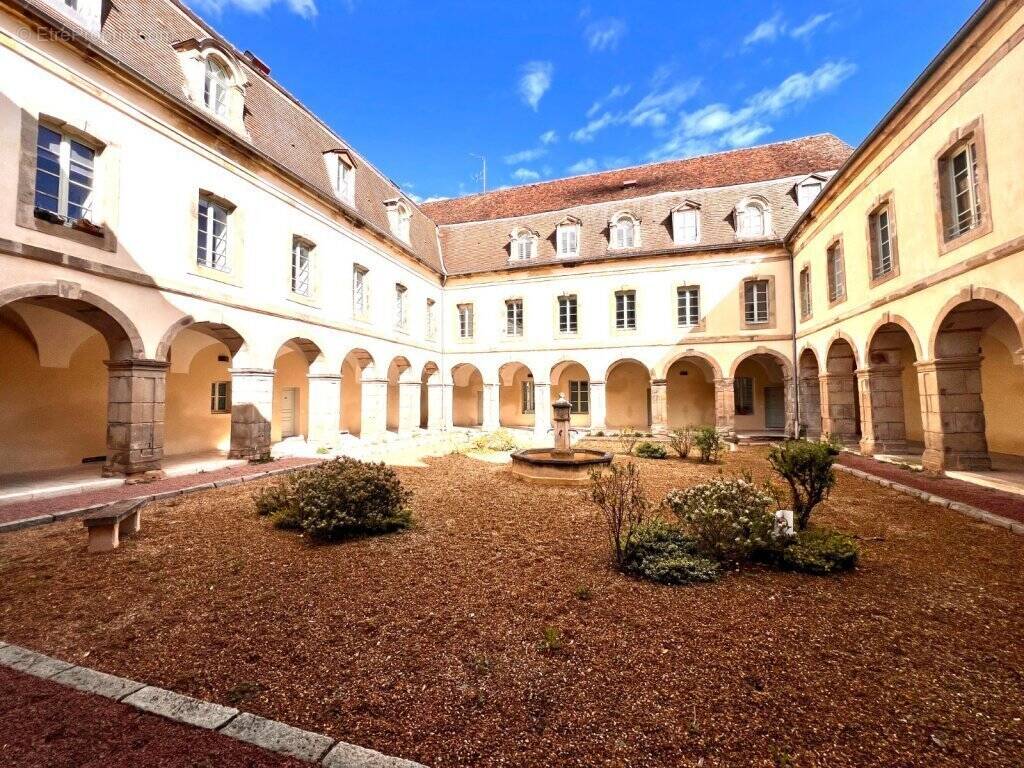 Appartement à AUTUN