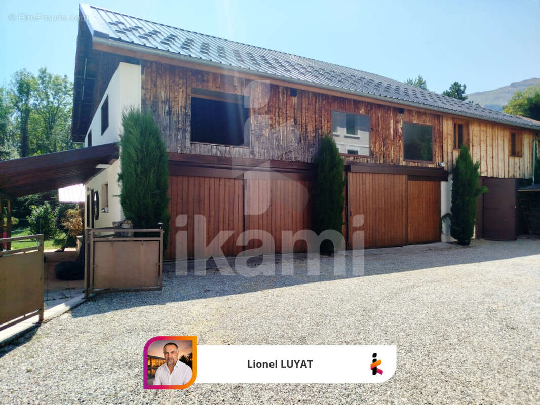 Propriété de prestige avec piscine située à Verrens-Arvey à proximité d'Albertville - photo 7