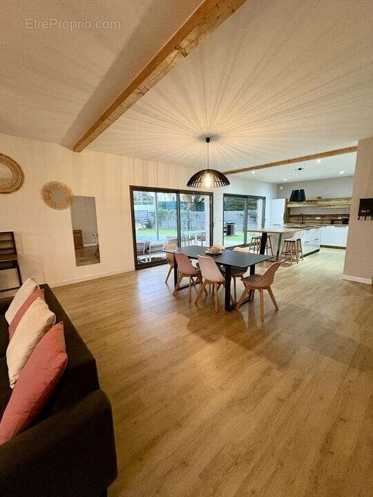 Maison à ROCHEFORT-DU-GARD