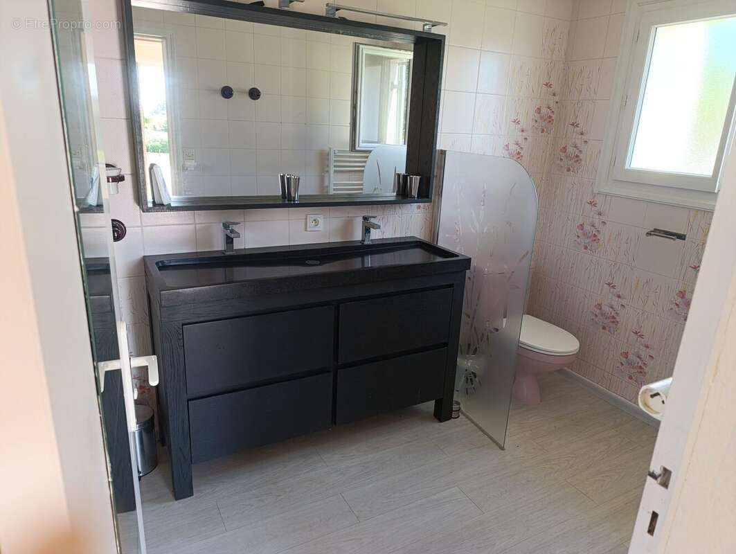 Appartement à PREFAILLES