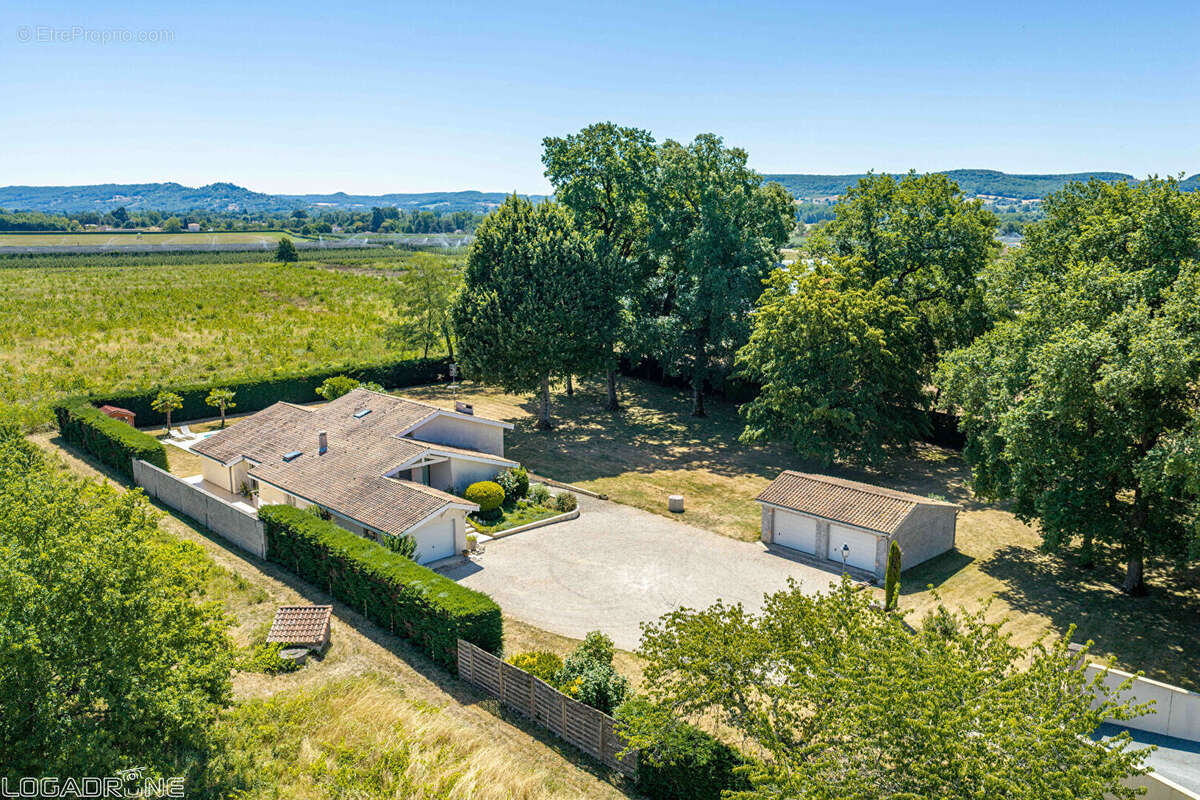 Belle maison d'architecte à Villeneuve sur lot - photo 4