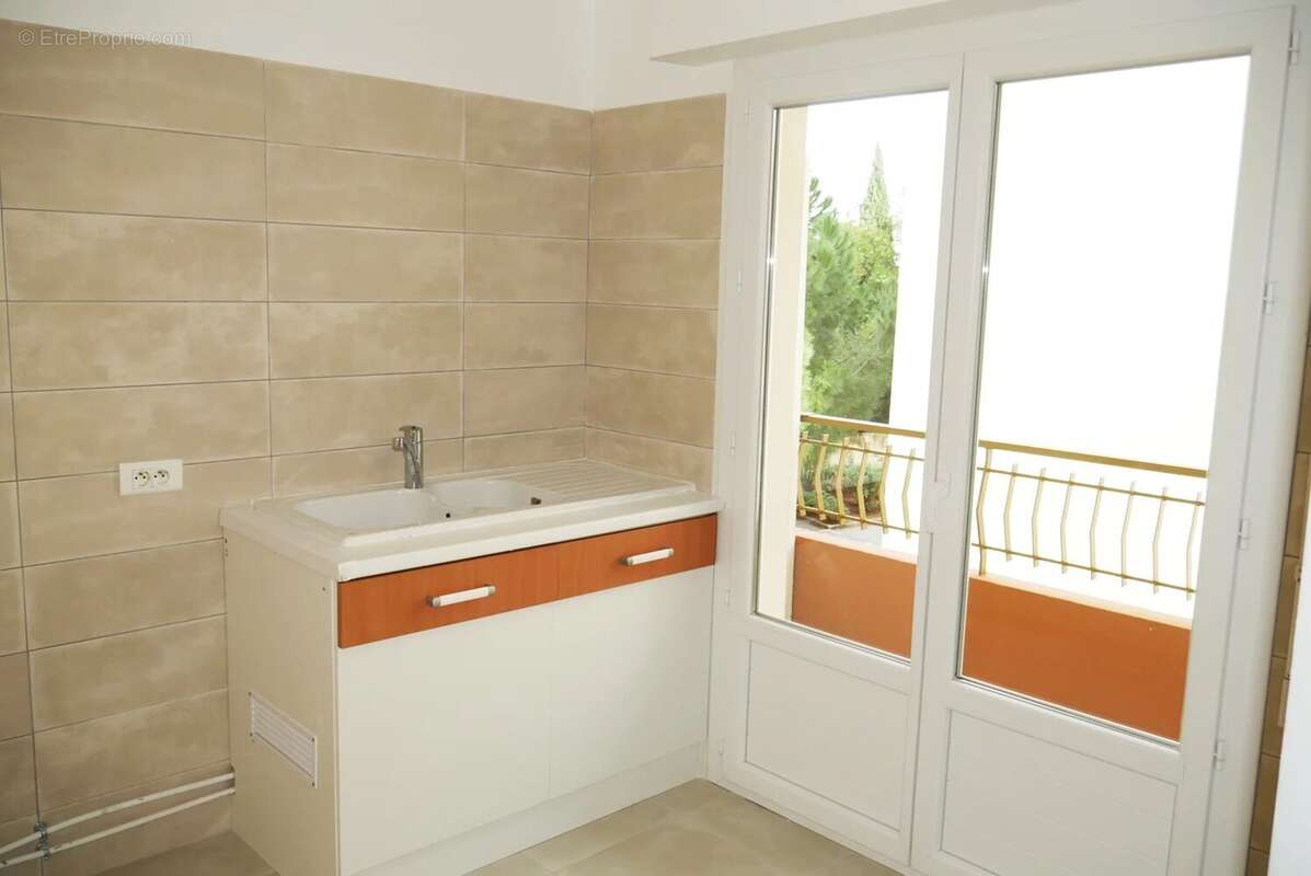 Appartement à SAINT-RAPHAEL