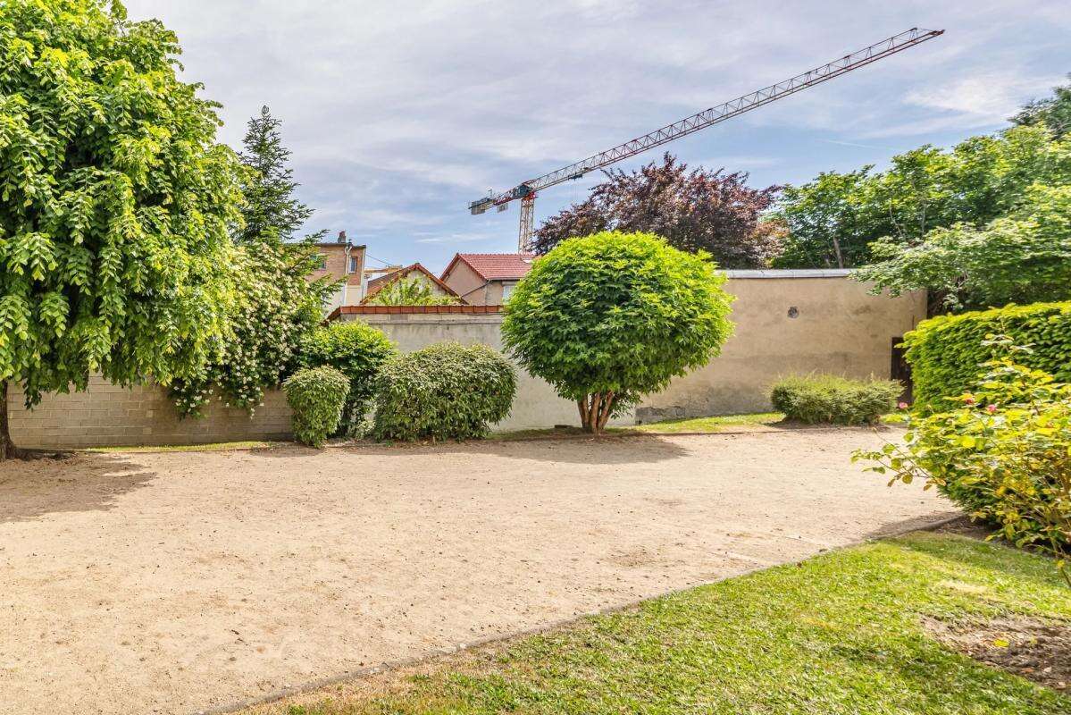 Appartement à LE BOURGET