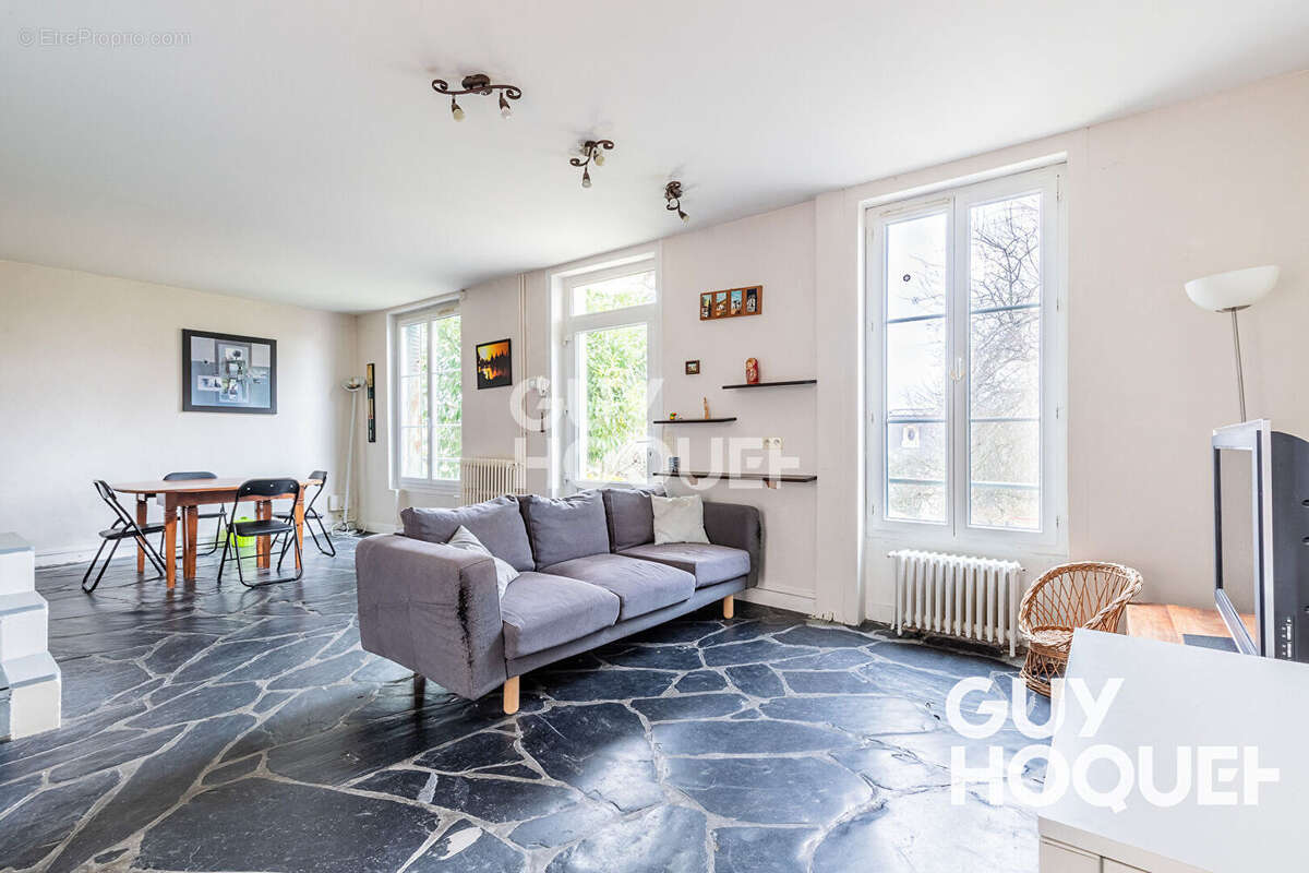 Maison à ATHIS-MONS