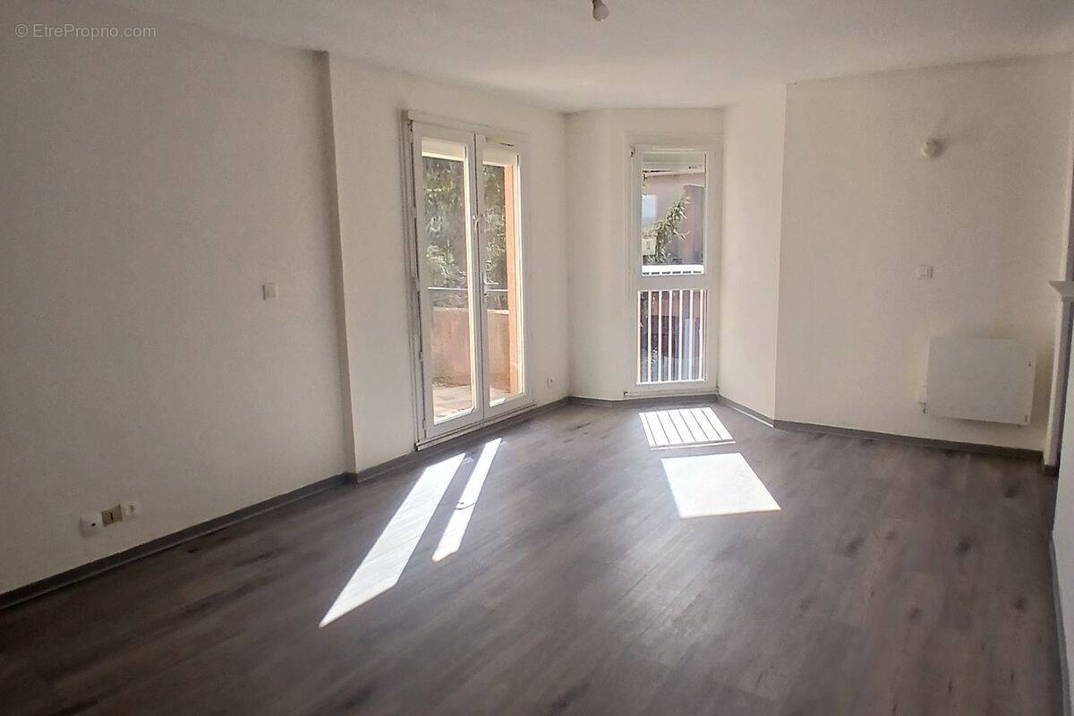 Appartement à AUBAGNE
