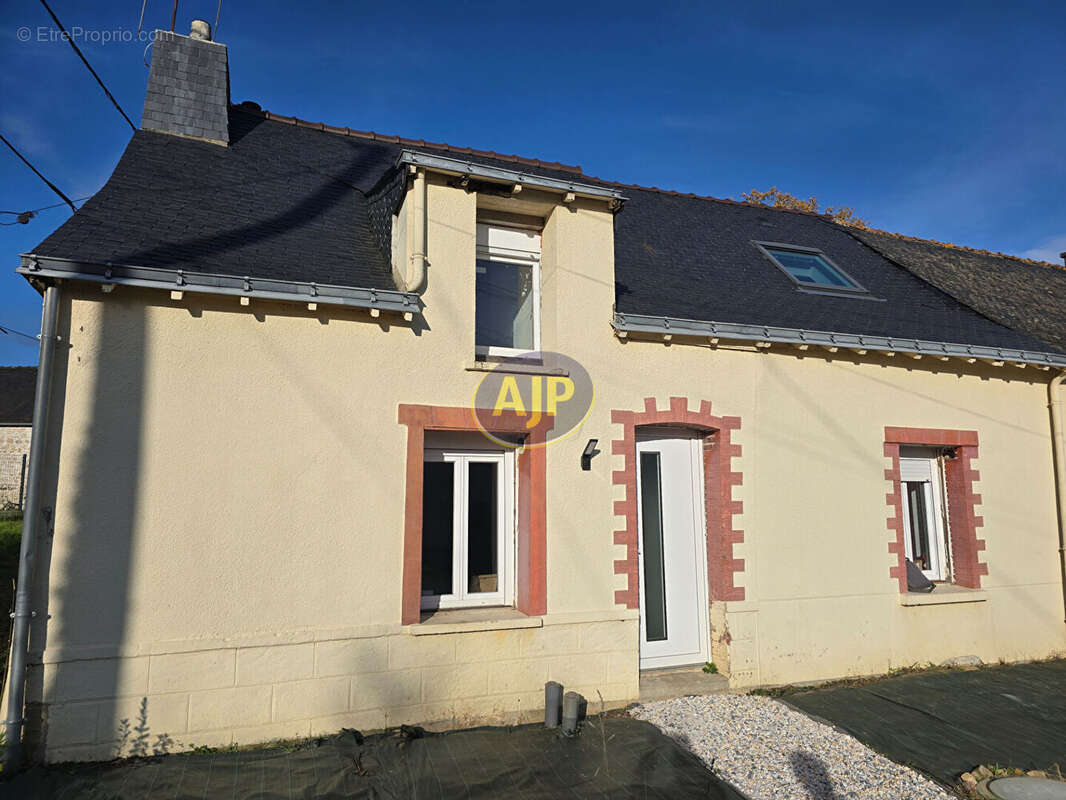 Maison à GUEMENE-PENFAO