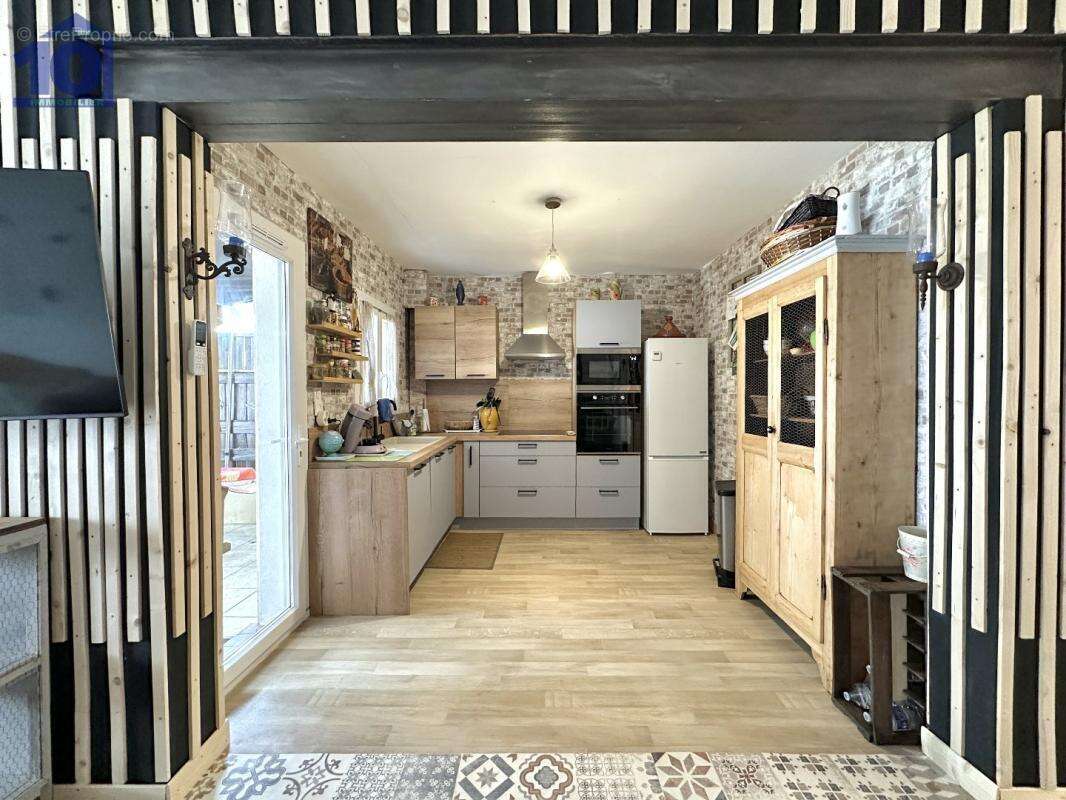 Maison 70 m² à Vendres  - photo 3