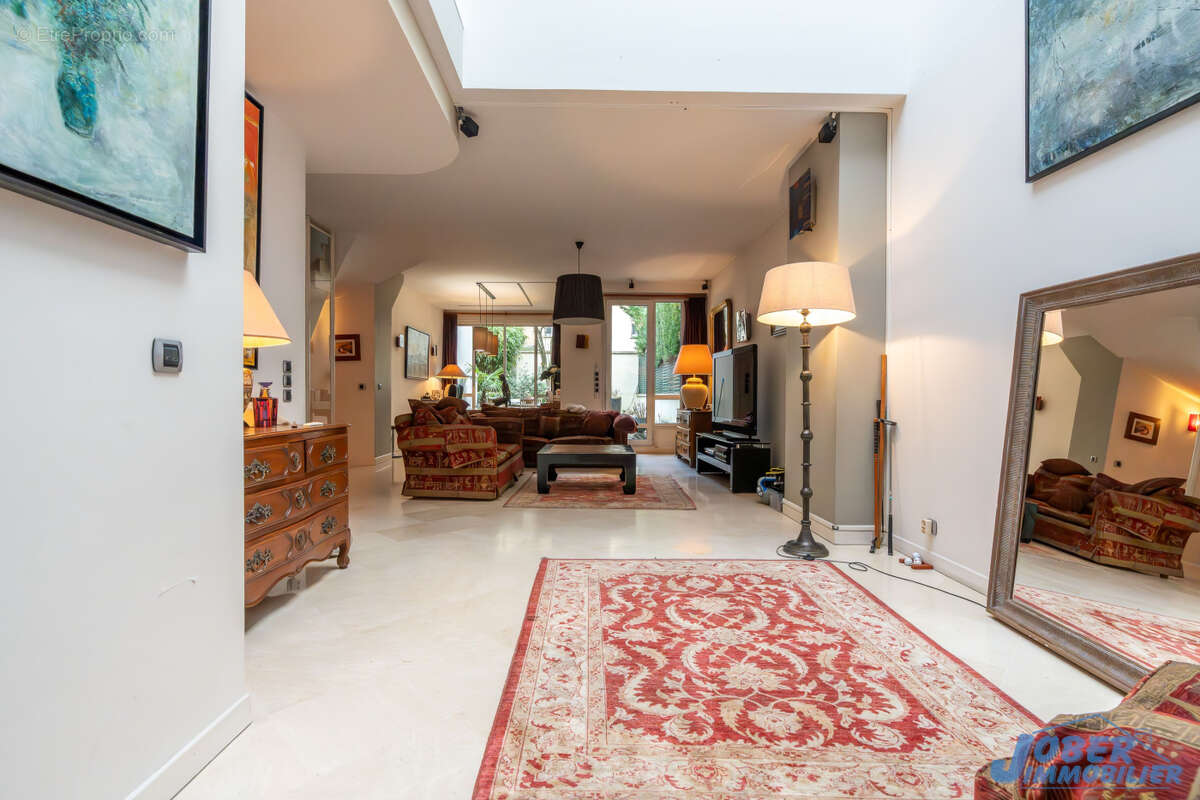 Maison à NOGENT-SUR-MARNE