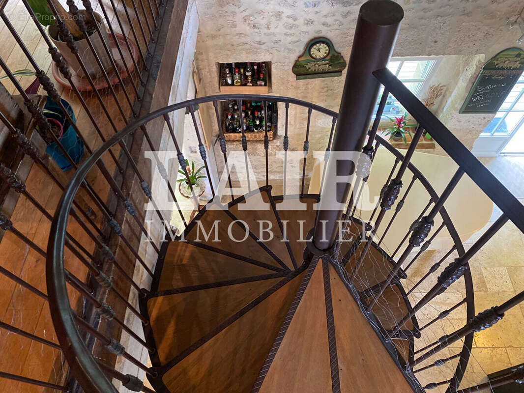 Maison à LE PIN-AU-HARAS