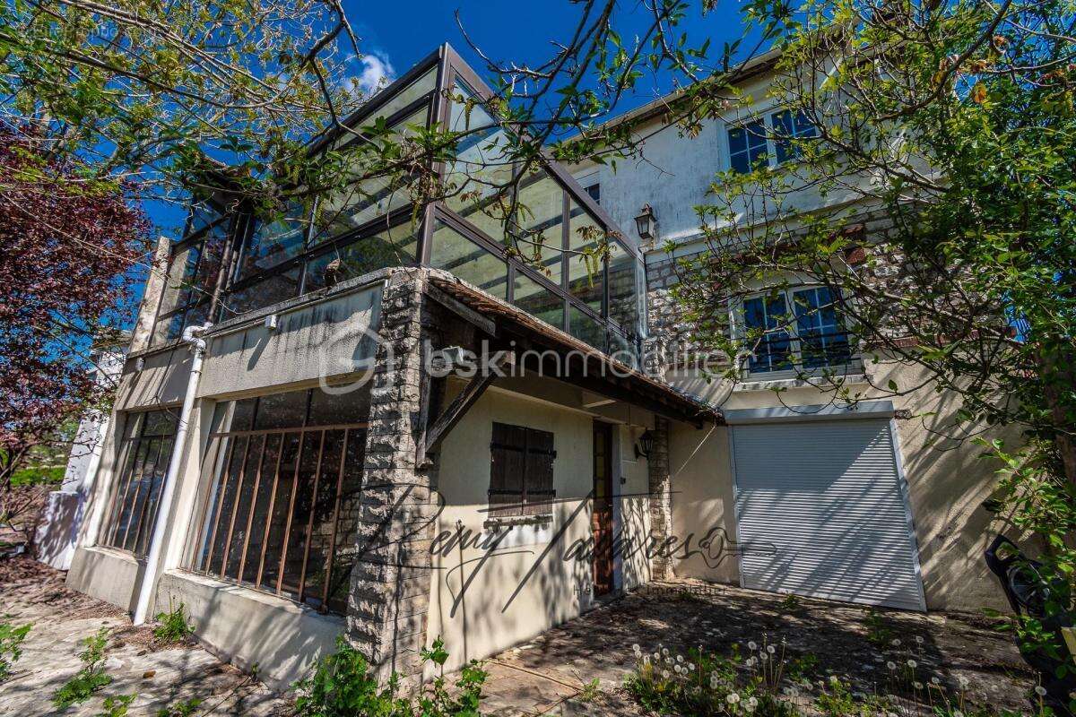 Maison à SOUPPES-SUR-LOING