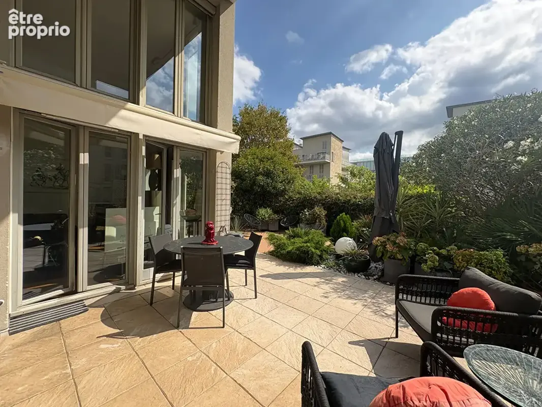 Bordeaux Bastide - Appartement T4 avec extérieur et deux places de parking - photo 2