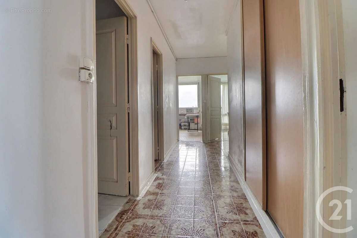 Appartement à AULNAY-SOUS-BOIS