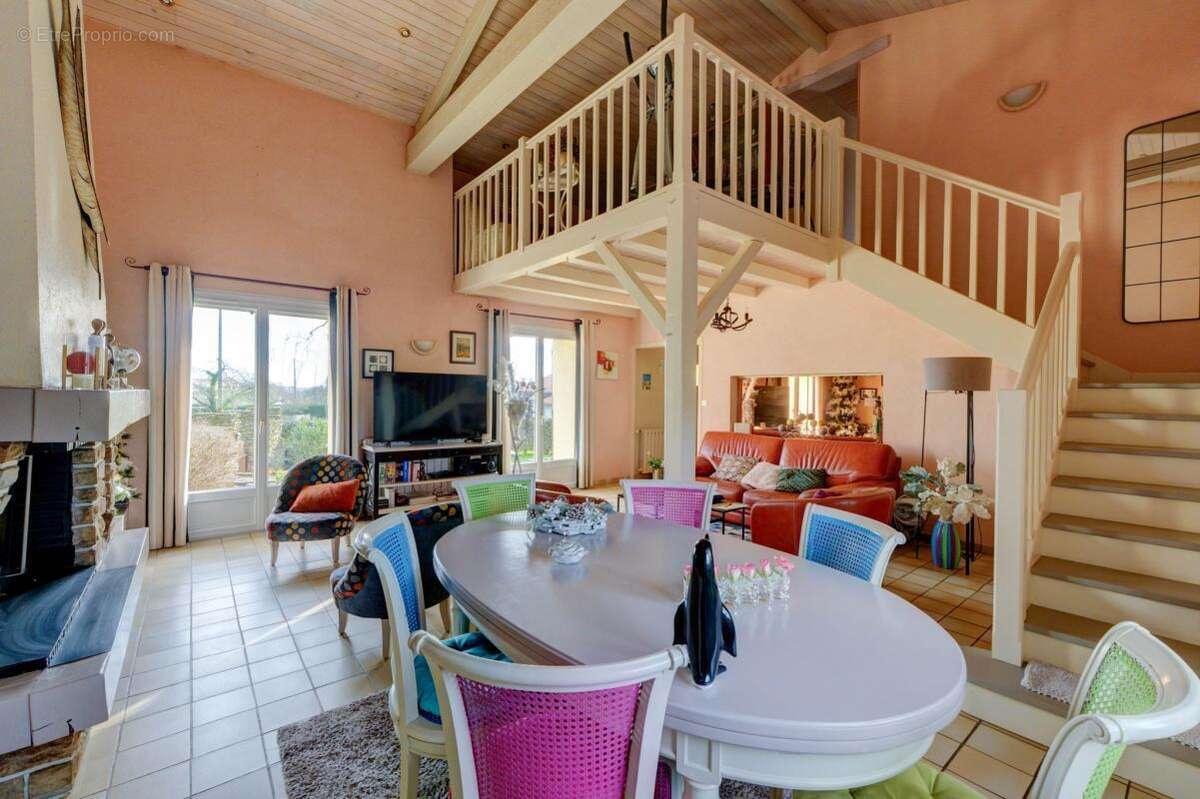 Maison à LE LOROUX-BOTTEREAU