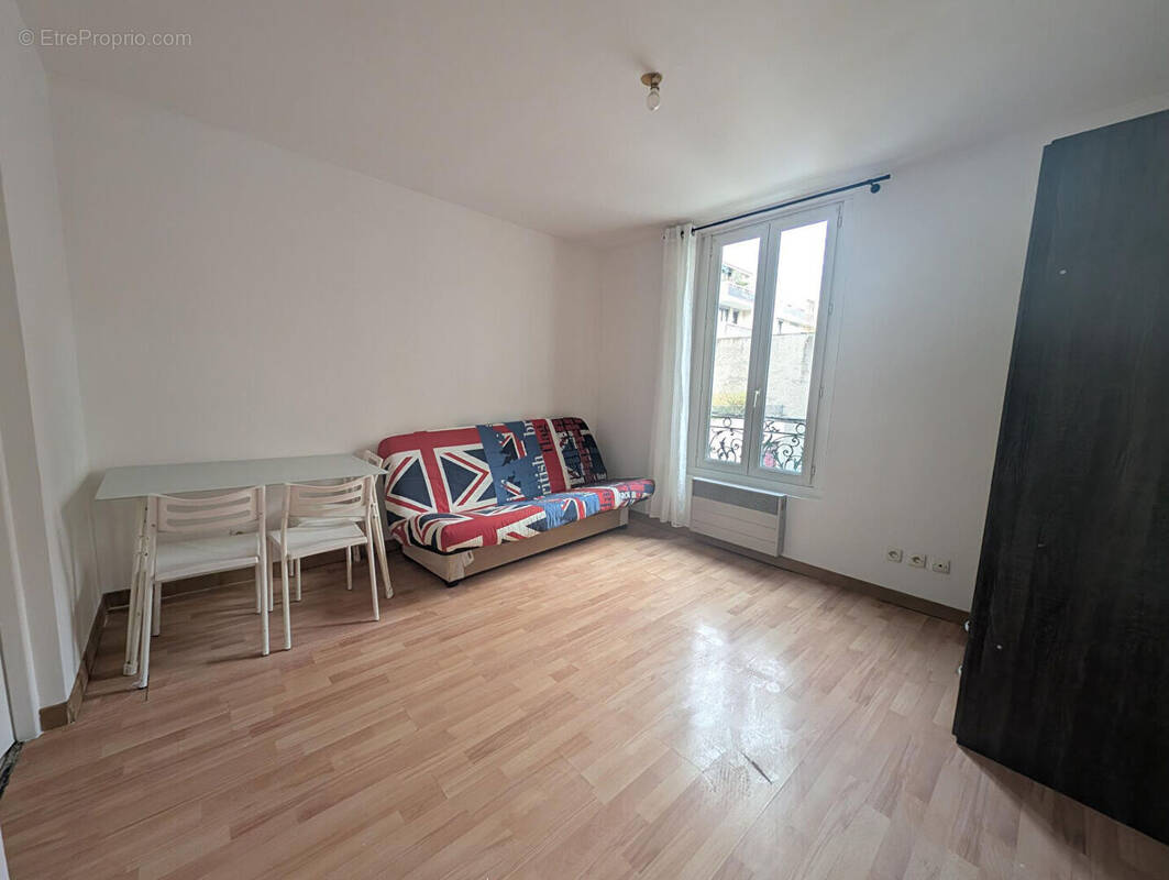 Appartement à PARIS-20E