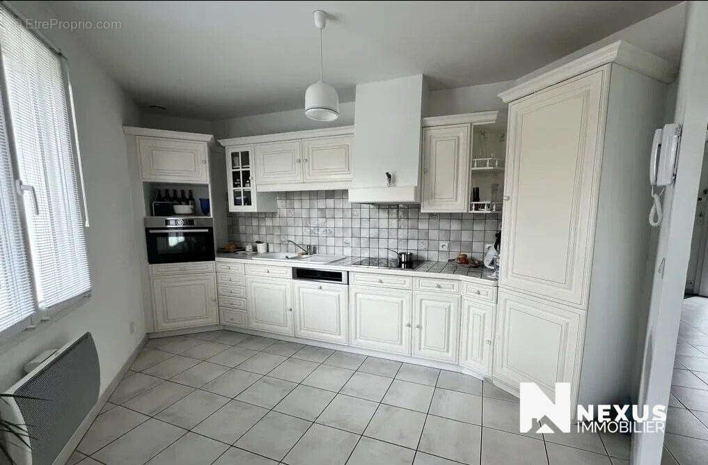 Maison à FRANQUEVILLE-SAINT-PIERRE