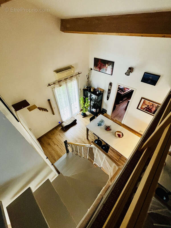 Villa 5 pièces de 120m2 habitables avec piscine et garage - photo 9