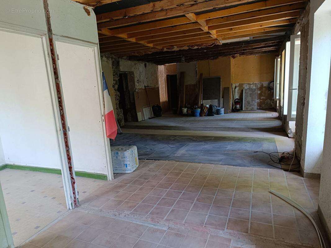 Maison de caractère à fort potentiel Mont Dore 9 pièce(s) 224 m2 - photo 12