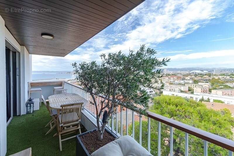 Appartement à MARSEILLE-8E