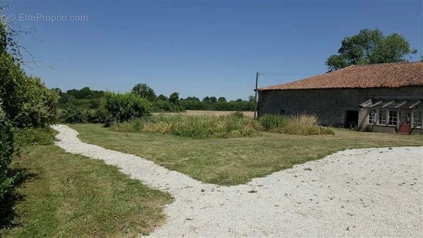 Maison à ALLOUE