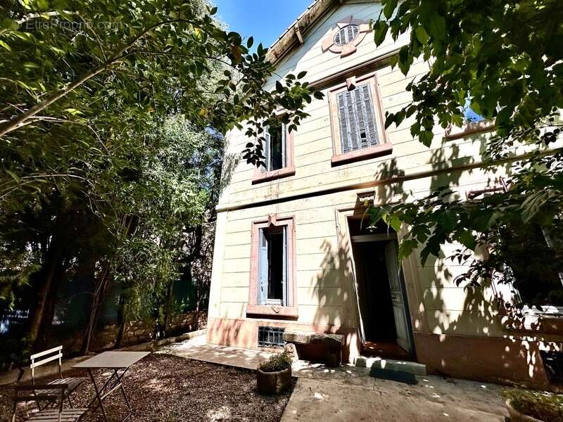 Maison à MARSEILLE-10E