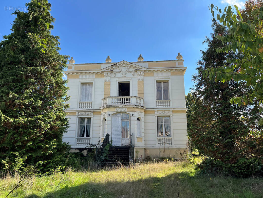 Maison à LA FERTE-SAINT-AUBIN