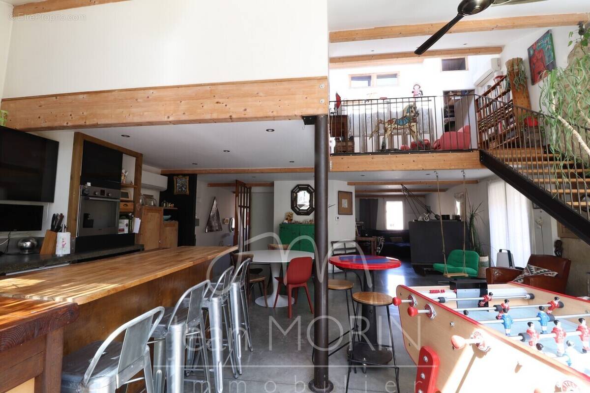 Maison à LIVRON-SUR-DROME