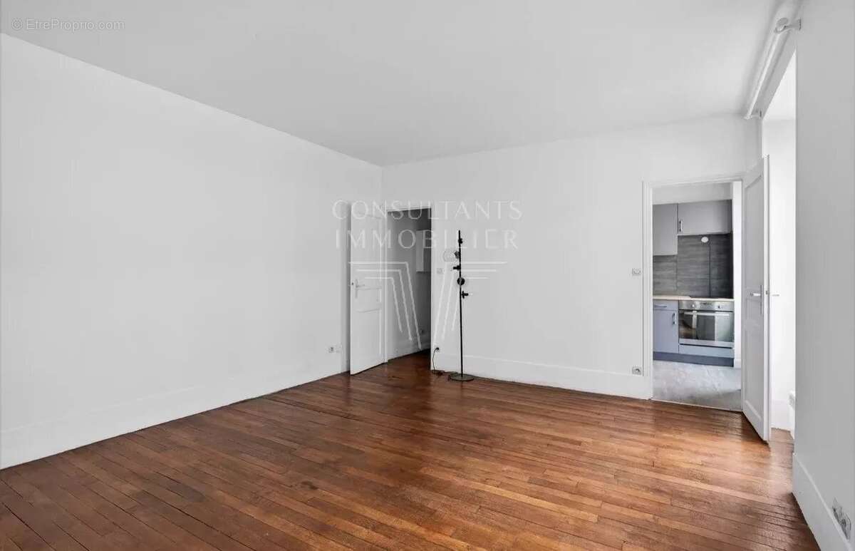 Appartement à LEVALLOIS-PERRET