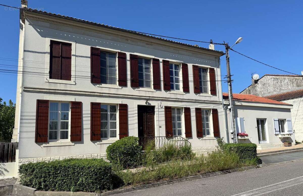 Maison à LANGON
