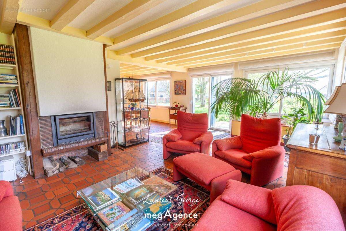 Maison à SAINT-JACQUES-SUR-DARNETAL