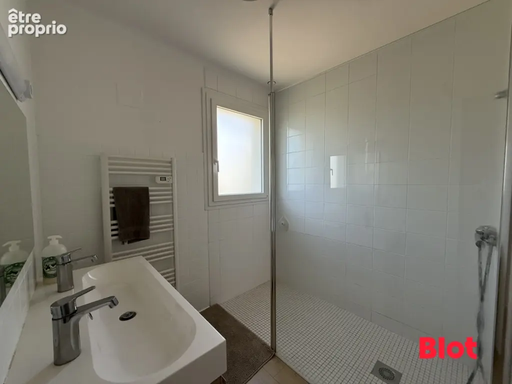 Maison 7 pièces 143 m² à vendre à Chateaugiron (35410) - photo 6