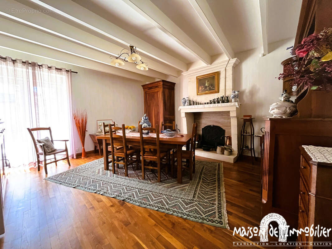 A vendre entre cognac et angouleme - ensemble immobilier  - 9 pieces - 353m2 - piscine - photo 6
