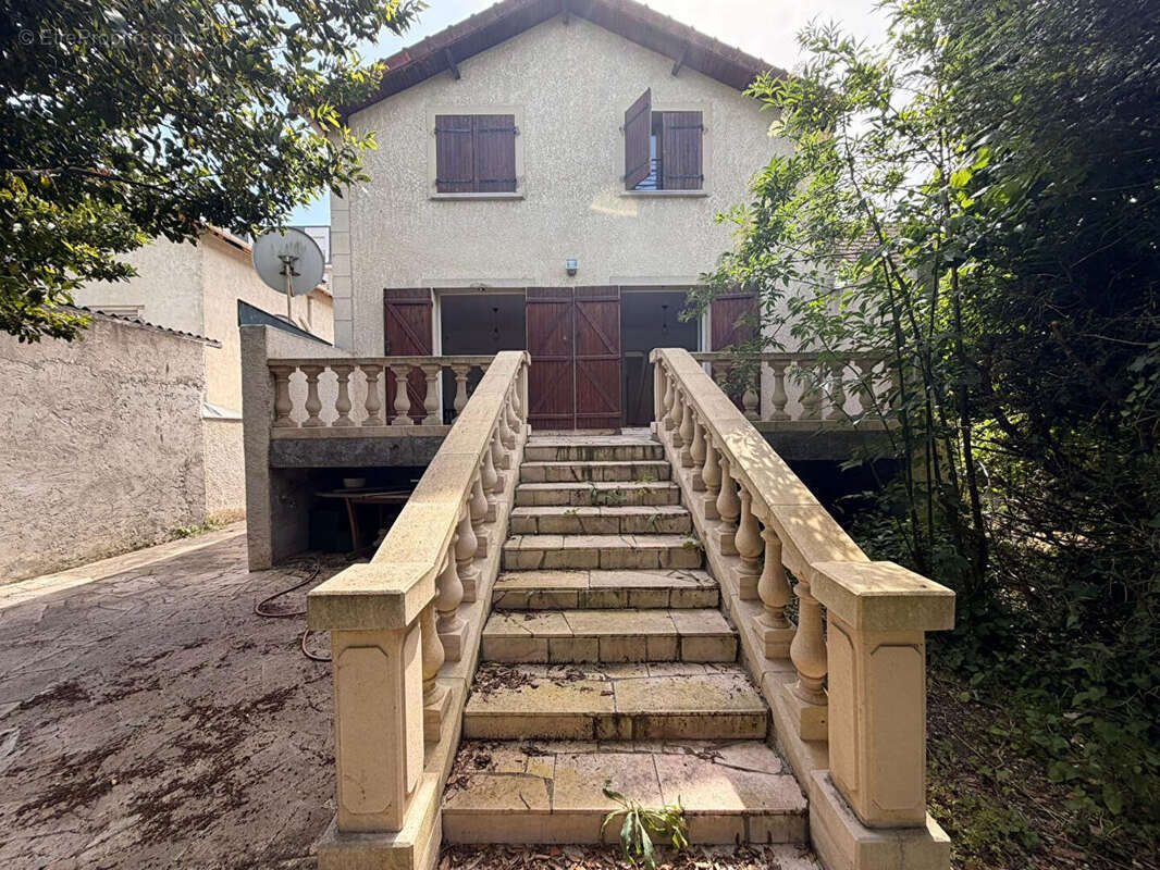 Maison à AULNAY-SOUS-BOIS