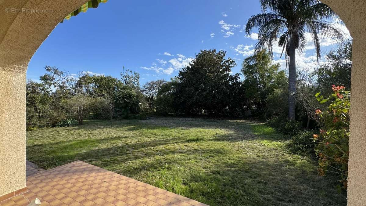 Maison à SANTA-LUCIA-DI-MORIANI