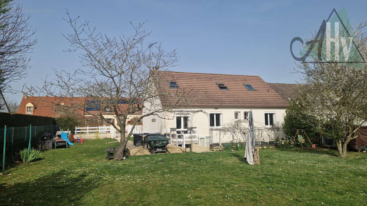 Maison à BRAY-SUR-SEINE
