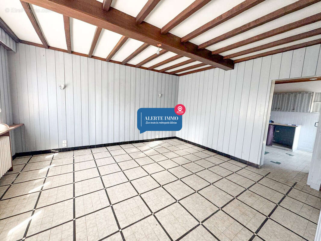 Maison à LA NEUVILLE