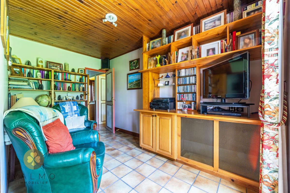 DEPT YVELINES (78) Civry-La-Forêt + Maison en viager occupé 6 pièces - photo 9