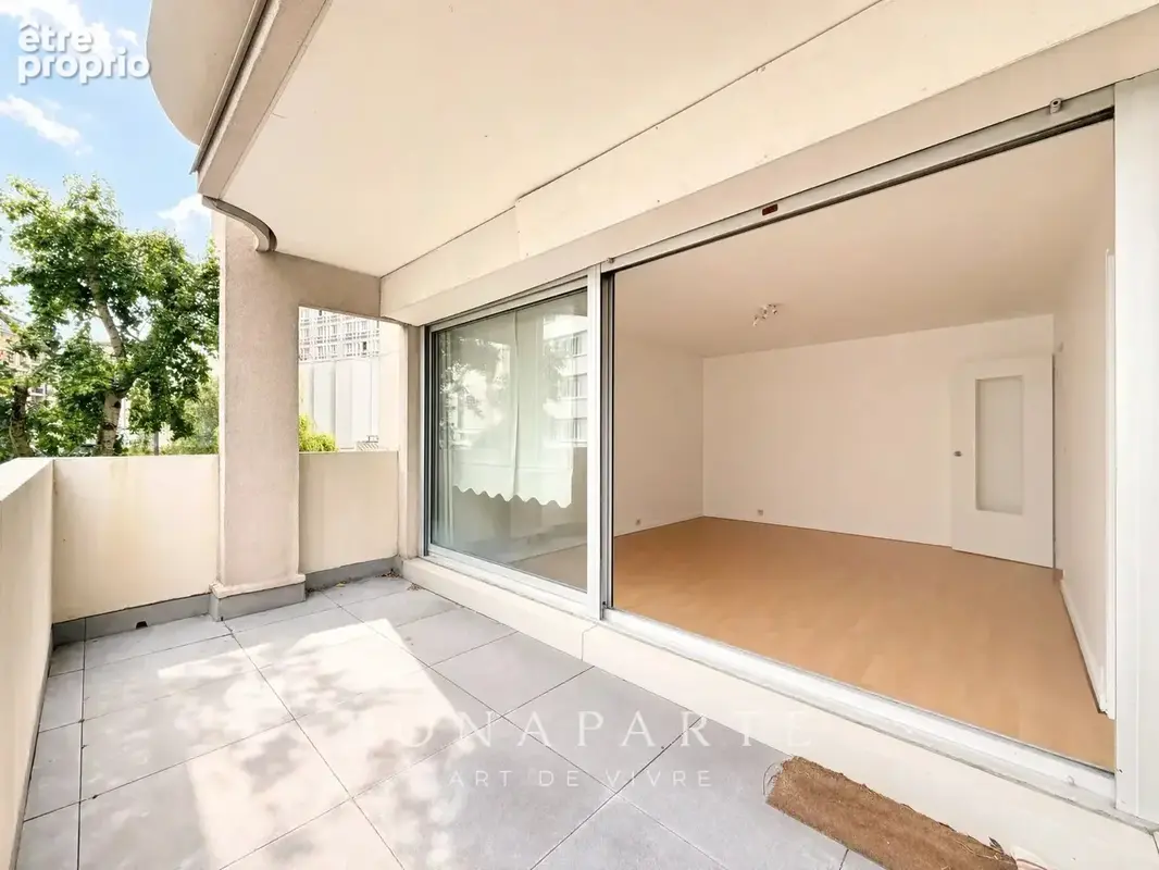 Appartement à PARIS-19E