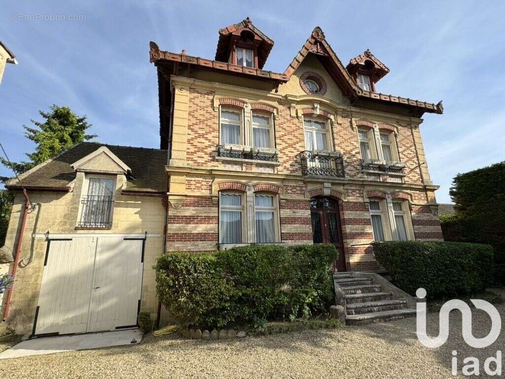 Photo 2 - Maison à CHATENAY-SUR-SEINE