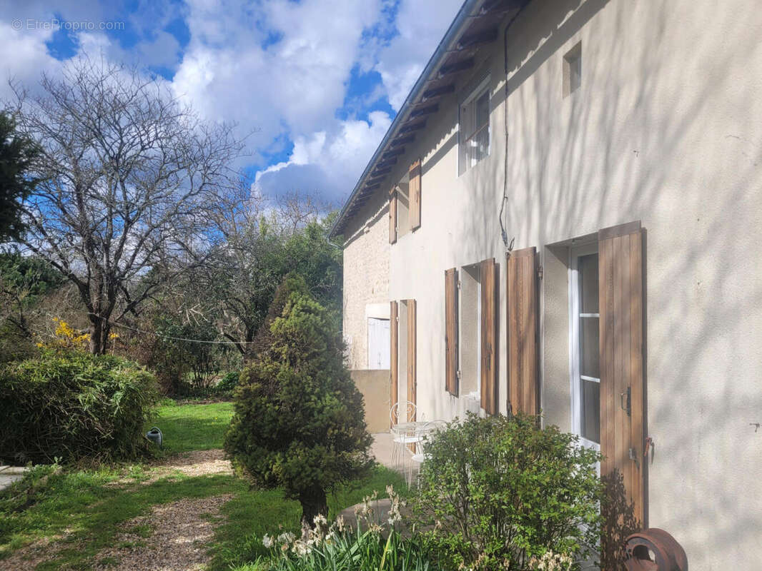 20260309_123315 - Maison à YVIERS