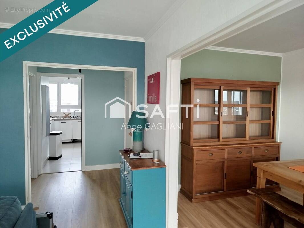 Photo 1 - Appartement à LAVAL
