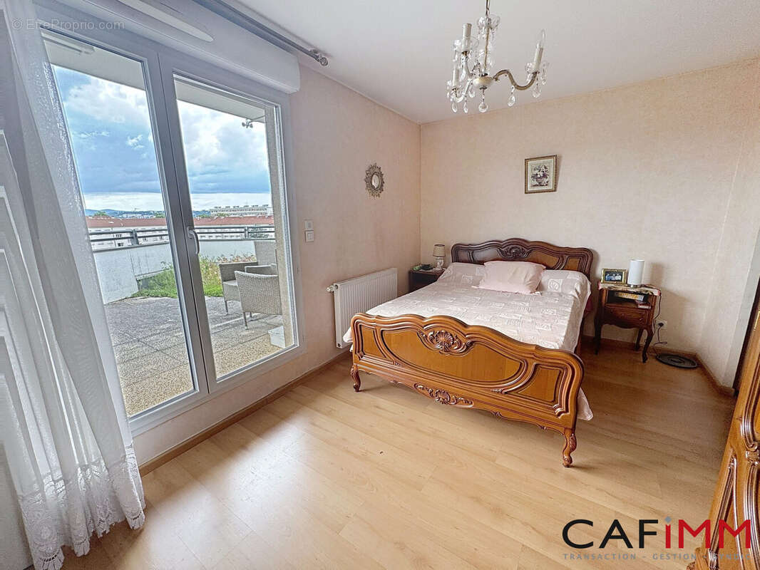 Appartement à VENISSIEUX