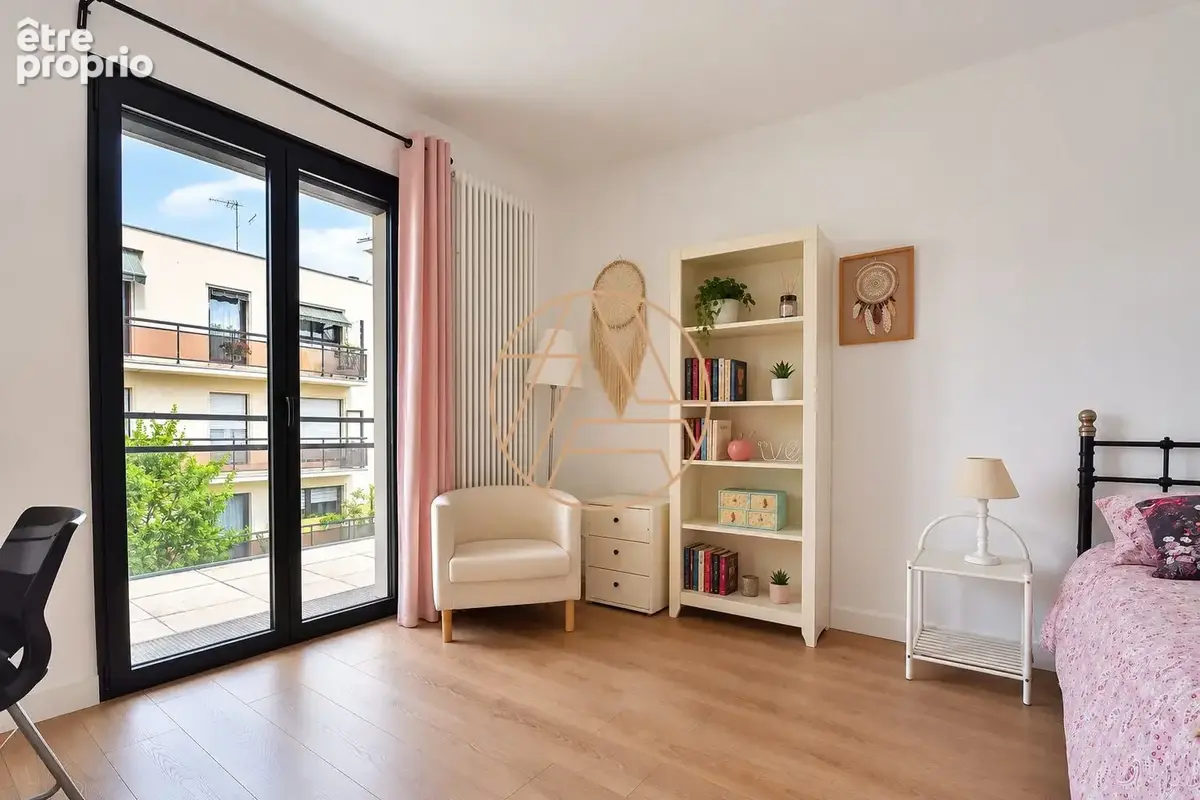 Appartement 6 pièces 155 m² à vendre à Saint-Maur-Des-Fosses (94100) - photo 8