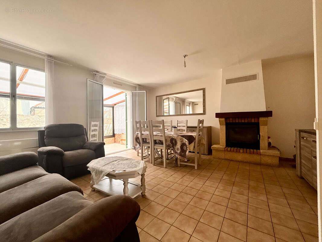 Maison à MITRY-MORY