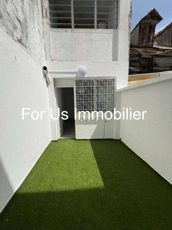 Appartement à POINTE-A-PITRE