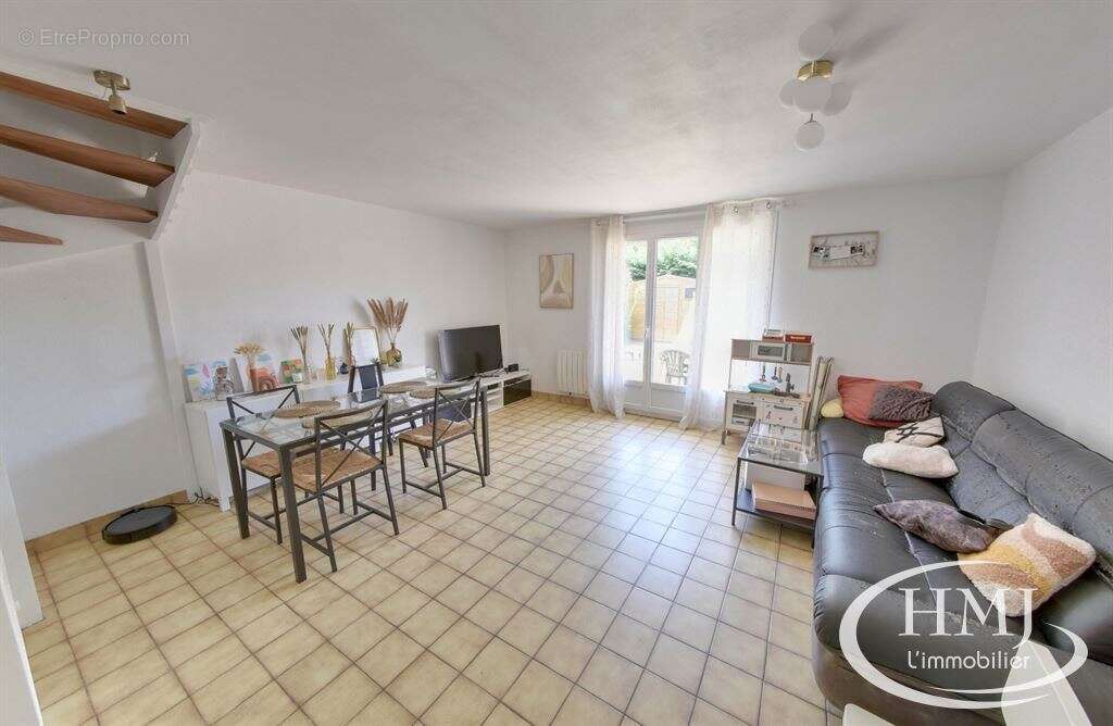 Maison à LISSES