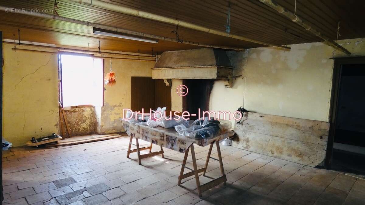 Maison 235 m² à Itzac  - photo 38